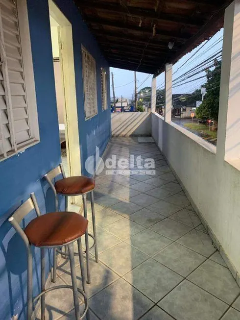 Foto 1 de Imóvel Comercial com 12 Quartos à venda, 250m² em Jardim Brasília, Uberlândia