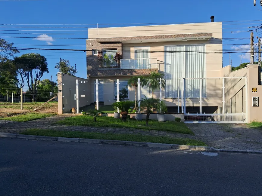 Foto 1 de Casa com 4 Quartos à venda, 369m² em Jardim Social, Curitiba