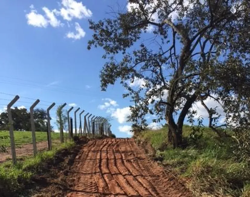 Foto 1 de Lote/Terreno à venda, 100000m² em Jardim Porangaba, Águas de São Pedro