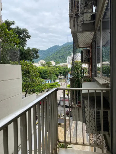 Foto 1 de Apartamento com 2 Quartos à venda, 74m² em Lagoa, Rio de Janeiro