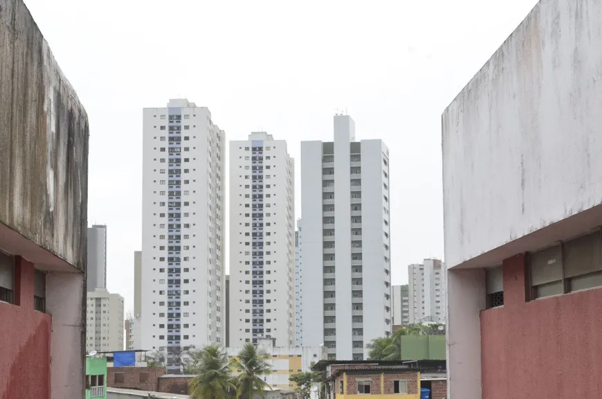 Foto 1 de Apartamento com 2 Quartos à venda, 67m² em Piedade, Jaboatão dos Guararapes
