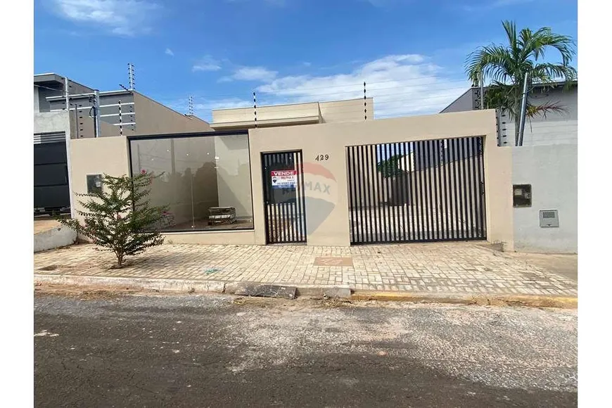 Foto 1 de Casa com 2 Quartos à venda, 74m² em Jardim do Parque II, Rondonópolis