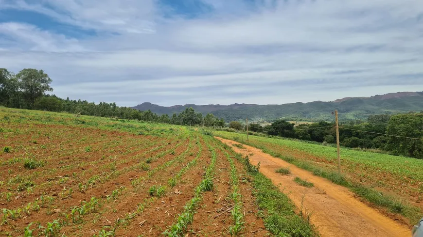 Foto 1 de Fazenda/Sítio à venda, 800m² em Serra Azul, Mateus Leme