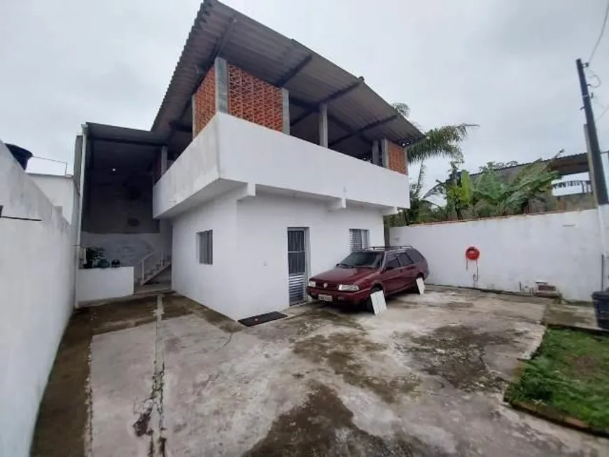 Foto 1 de Sobrado com 2 Quartos à venda, 60m² em Balneário Gaivota, Itanhaém