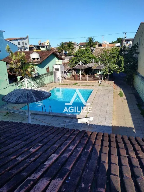 Foto 1 de Casa com 4 Quartos à venda, 355m² em Visconde de Araujo, Macaé