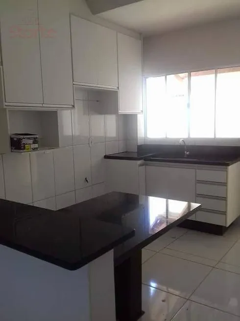 Foto 1 de Apartamento com 2 Quartos à venda, 70m² em Jardim Holanda, Uberlândia