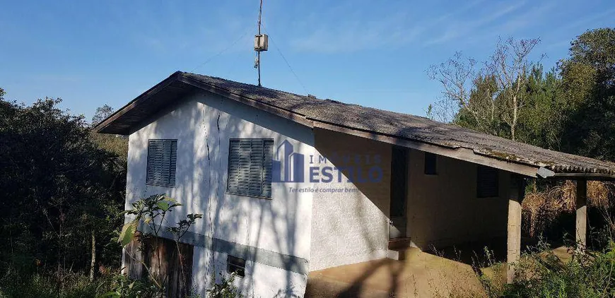 Foto 1 de Fazenda/Sítio com 2 Quartos à venda, 90m² em Desvio Rizzo, Caxias do Sul