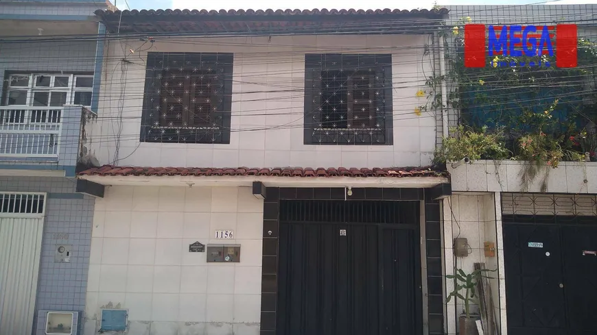 Foto 1 de Casa com 3 Quartos à venda, 168m² em Quintino Cunha, Fortaleza
