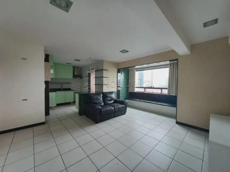 Foto 1 de Apartamento com 2 Quartos à venda, 71m² em Graças, Recife