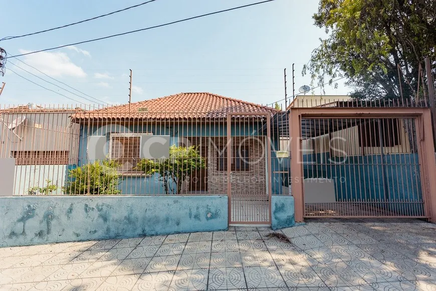 Foto 1 de Casa com 3 Quartos à venda, 91m² em Vila Ipiranga, Porto Alegre