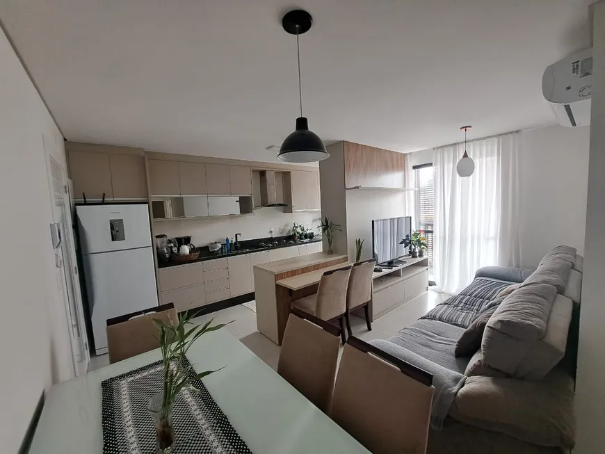 Foto 1 de Apartamento com 2 Quartos à venda, 66m² em América, Joinville