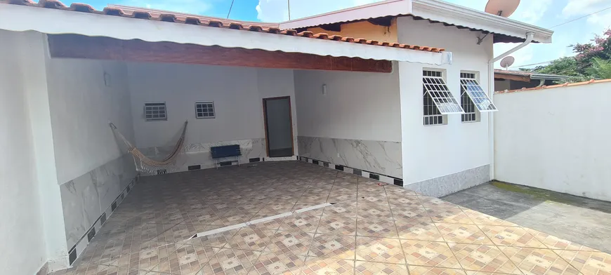 Foto 1 de Casa com 3 Quartos à venda, 171m² em Jardim Europa, Jaguariúna