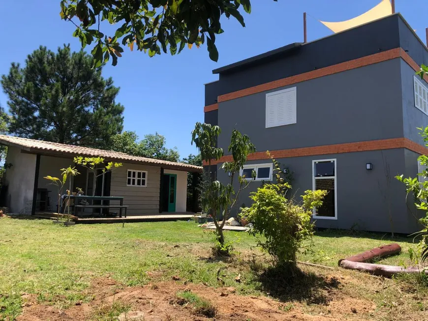 Foto 1 de Casa com 4 Quartos à venda, 450m² em Ibiraquera, Imbituba