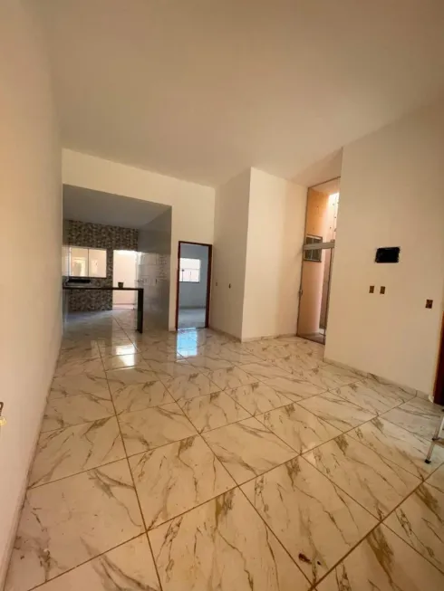 Foto 1 de Casa com 2 Quartos à venda, 68m² em Brotas, Salvador