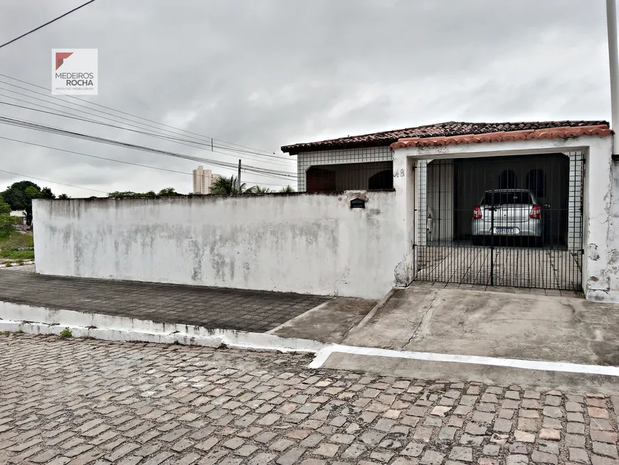 Foto 1 de Casa com 3 Quartos à venda, 128m² em Pitimbu, Natal