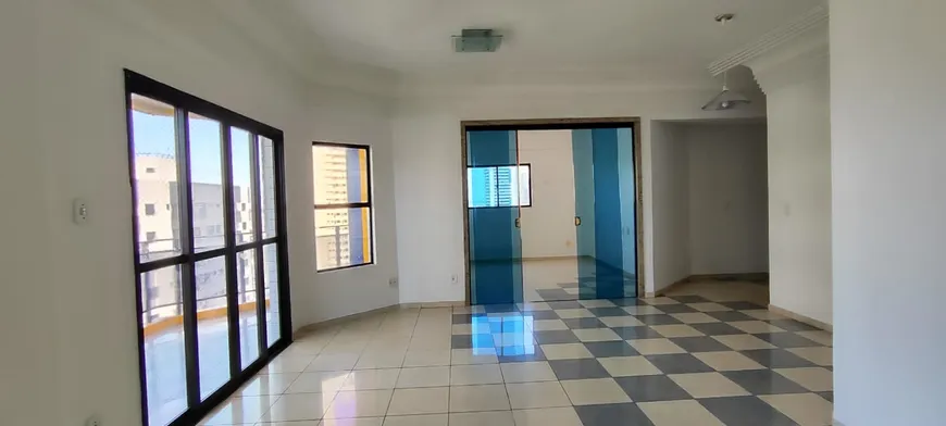 Foto 1 de Apartamento com 3 Quartos à venda, 151m² em Umarizal, Belém