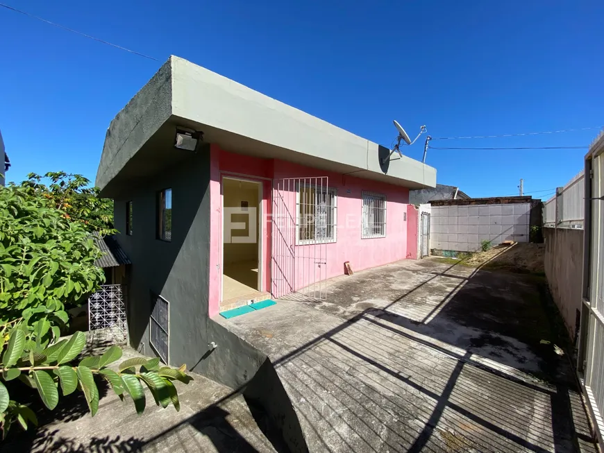 Foto 1 de Casa com 6 Quartos à venda, 256m² em Estreito, Florianópolis