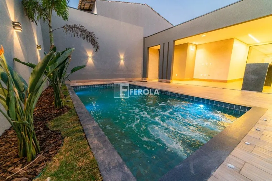 Foto 1 de Casa de Condomínio com 4 Quartos à venda, 320m² em Setor Habitacional Vicente Pires Trecho 3, Brasília