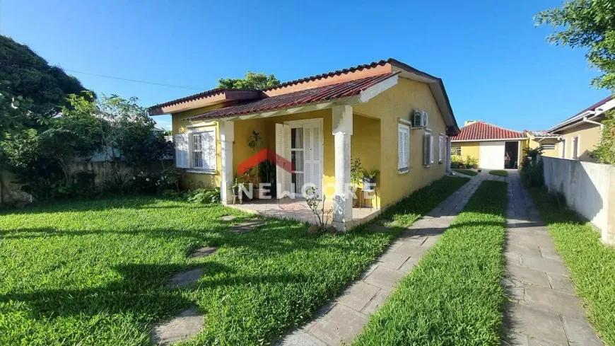 Foto 1 de Casa com 3 Quartos à venda, 135m² em Centro, Imbé