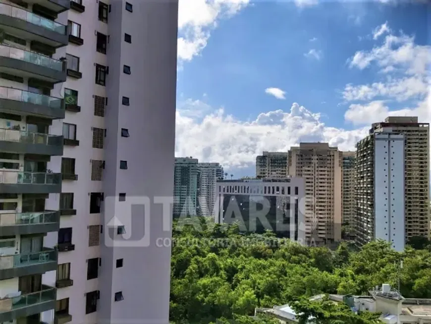 Foto 1 de Apartamento com 2 Quartos à venda, 75m² em Barra da Tijuca, Rio de Janeiro