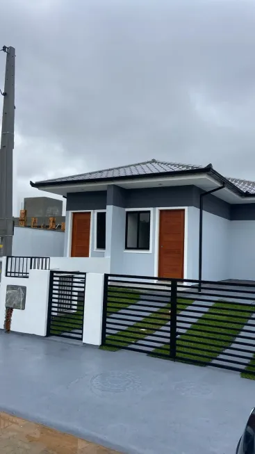 Foto 1 de Casa com 2 Quartos à venda, 47m² em Forquilhas, São José