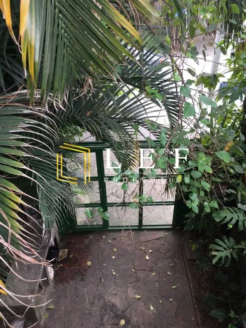 Foto 1 de Casa com 5 Quartos à venda, 520m² em Jardim Paulistano, São Paulo