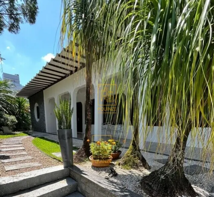 Foto 1 de Casa com 4 Quartos à venda, 250m² em Centro, Timbó