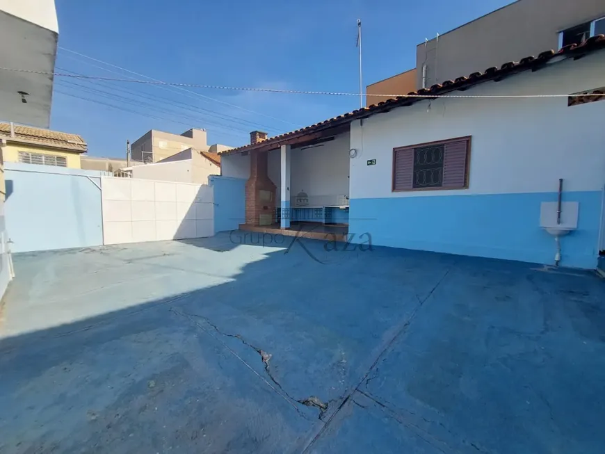 Foto 1 de Casa com 4 Quartos à venda, 194m² em Conjunto Residencial Trinta e Um de Março, São José dos Campos