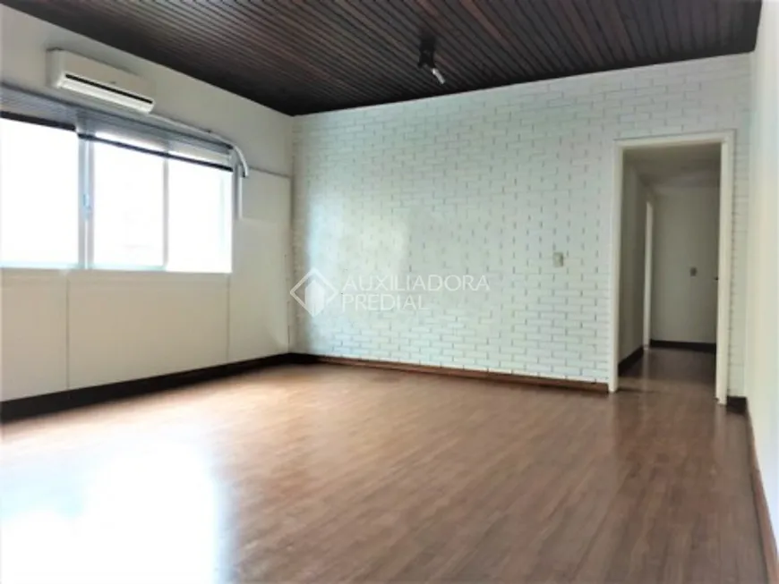 Foto 1 de Apartamento com 3 Quartos à venda, 110m² em Independência, Porto Alegre