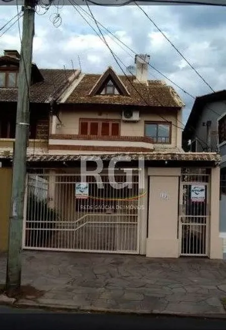 Foto 1 de Casa com 3 Quartos à venda, 197m² em Vila Assunção, Porto Alegre