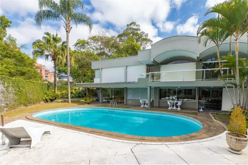 Foto 1 de Casa com 3 Quartos à venda, 500m² em Jardim Marajoara, São Paulo