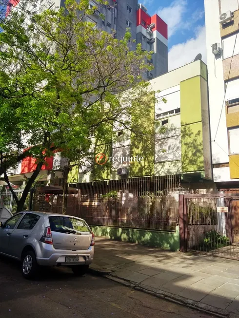 Foto 1 de Apartamento com 2 Quartos à venda, 73m² em Independência, Porto Alegre