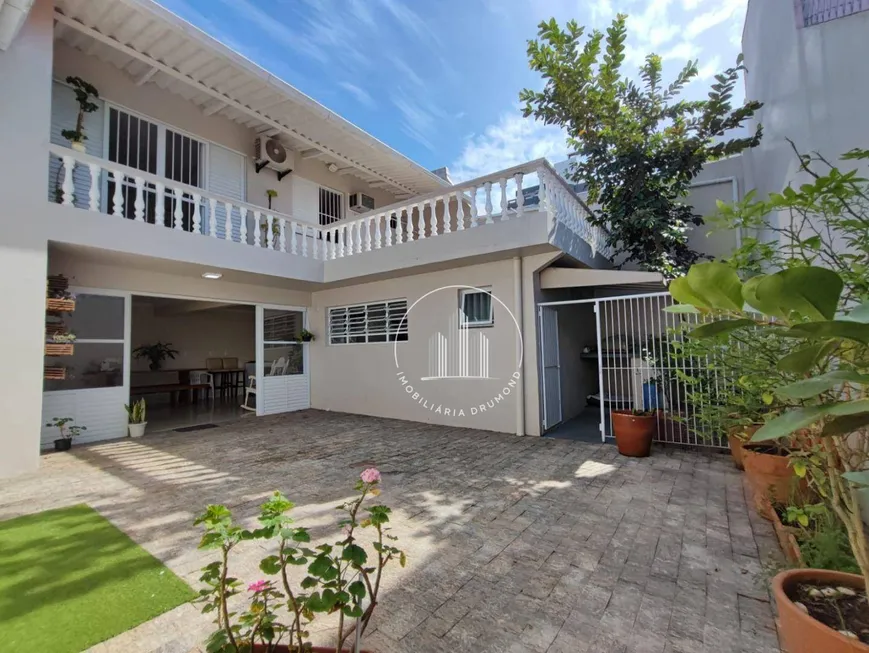 Foto 1 de Casa com 4 Quartos à venda, 189m² em Estreito, Florianópolis