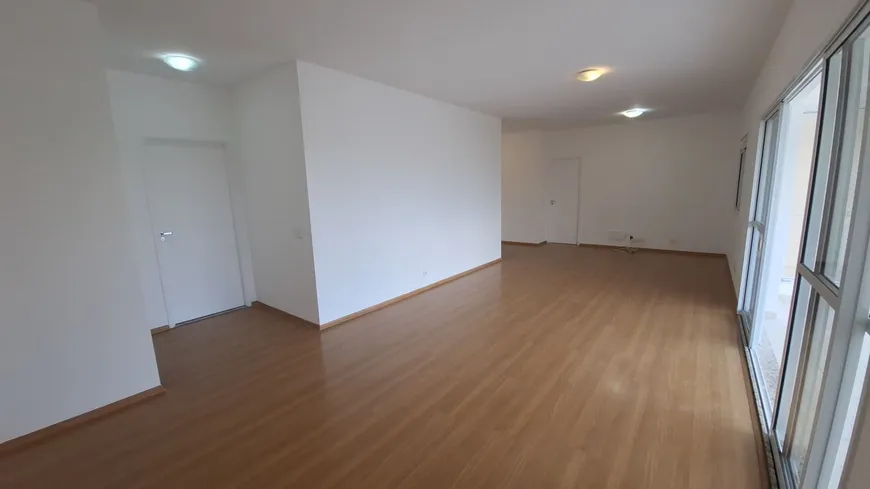 Foto 1 de Apartamento com 3 Quartos para alugar, 132m² em Tamboré, Santana de Parnaíba