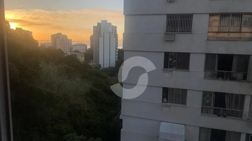 Foto 1 de Apartamento com 2 Quartos à venda, 70m² em São Domingos, Niterói