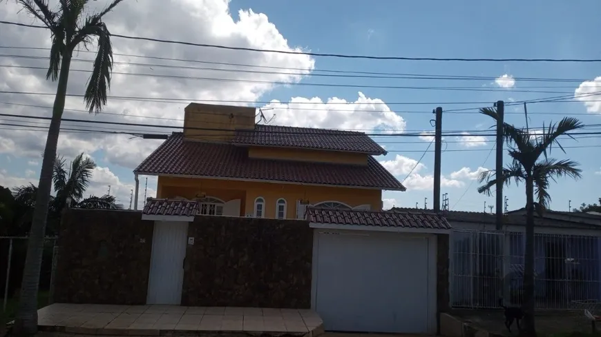 Foto 1 de Casa com 3 Quartos à venda, 271m² em Krahe, Viamão
