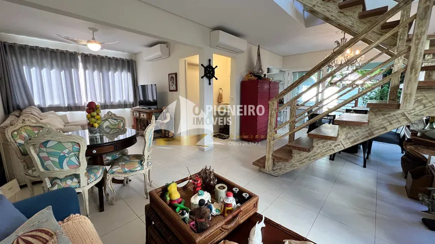 Foto 1 de Casa de Condomínio com 4 Quartos para venda ou aluguel, 170m² em Praia de Juquehy, São Sebastião