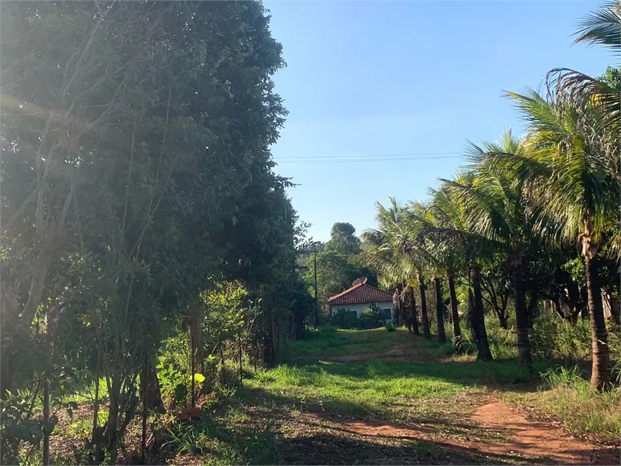 Foto 1 de Fazenda/Sítio com 3 Quartos à venda, 350m² em , Arealva