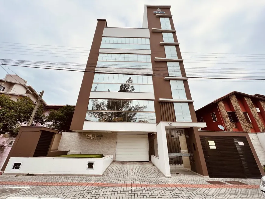 Foto 1 de Apartamento com 2 Quartos à venda, 72m² em Centro, Imbituba