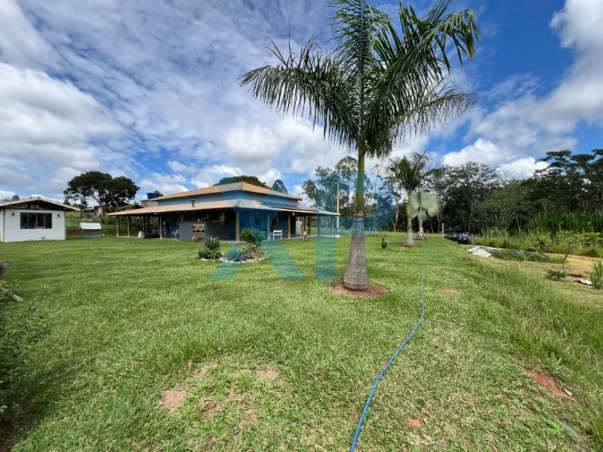 Foto 1 de Fazenda/Sítio com 3 Quartos à venda, 290m² em Zona Rural, São Sebastião do Oeste