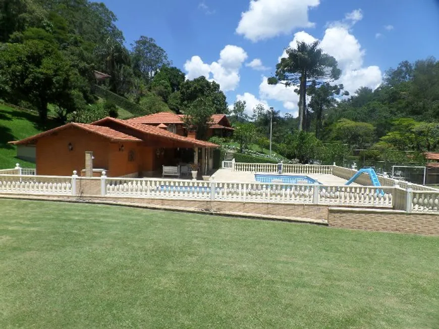 Foto 1 de Fazenda/Sítio com 7 Quartos à venda, 500m² em Fonte Santa, Teresópolis