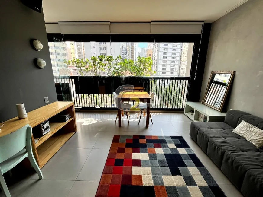 Foto 1 de Apartamento com 1 Quarto à venda, 33m² em Higienópolis, São Paulo