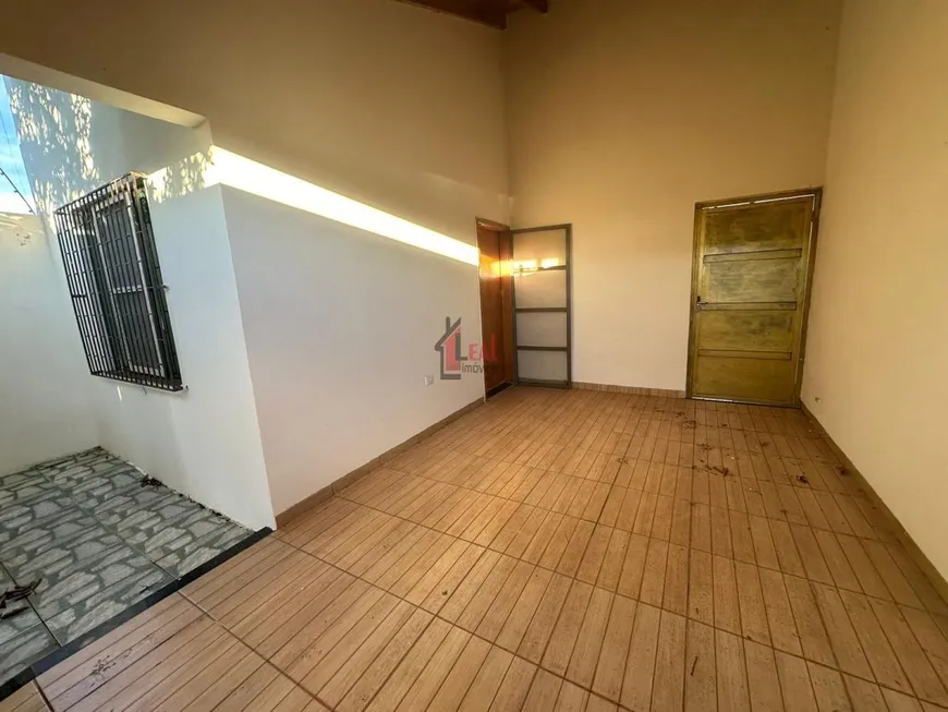 Foto 1 de Casa com 2 Quartos à venda, 84m² em , Regente Feijó