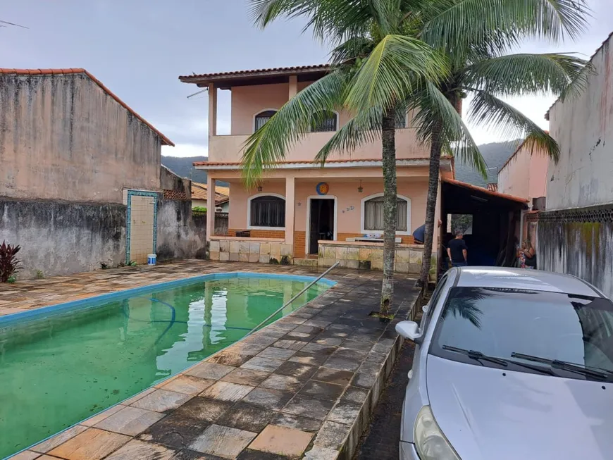 Foto 1 de Casa com 5 Quartos à venda, 150m² em Barroco, Maricá