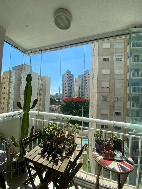 Foto 1 de Apartamento com 2 Quartos à venda, 54m² em Cambuci, São Paulo