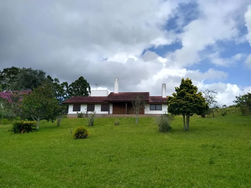 Foto 1 de Fazenda/Sítio com 3 Quartos à venda, 301m² em Tarumã, Viamão