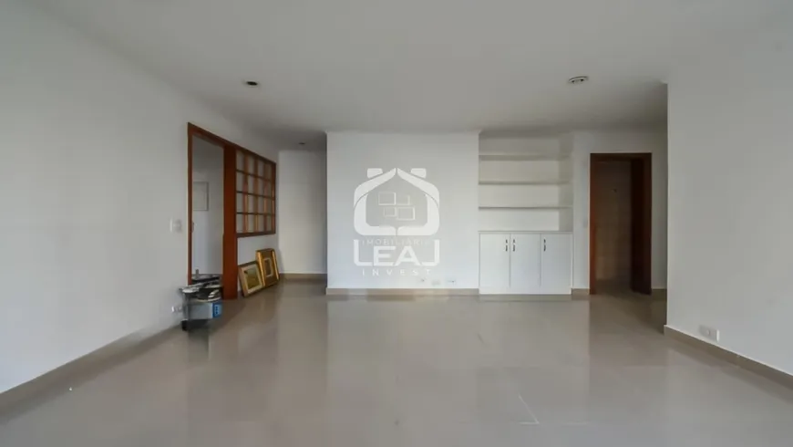 Foto 1 de Apartamento com 3 Quartos à venda, 101m² em Vila Uberabinha, São Paulo