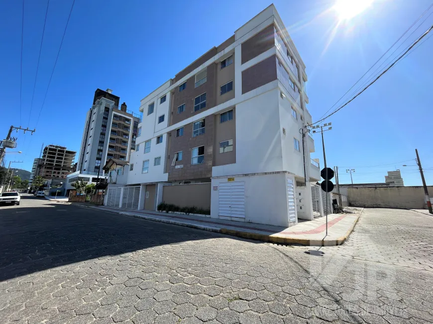 Foto 1 de Apartamento com 2 Quartos à venda, 82m² em Centro, Camboriú