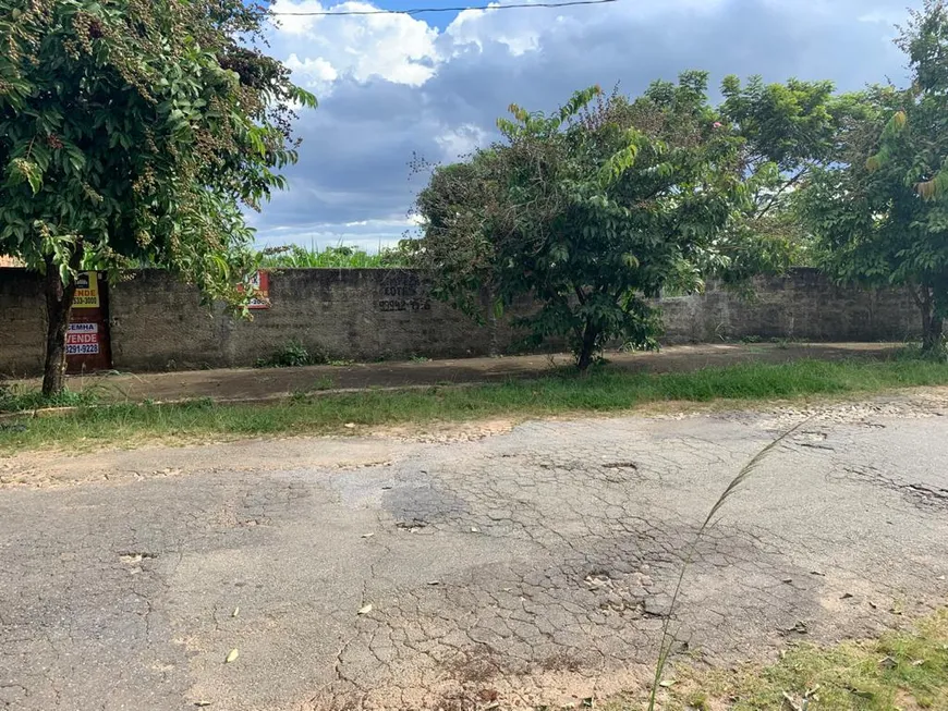 Foto 1 de Lote/Terreno à venda, 1000m² em Bandeirantes, Belo Horizonte