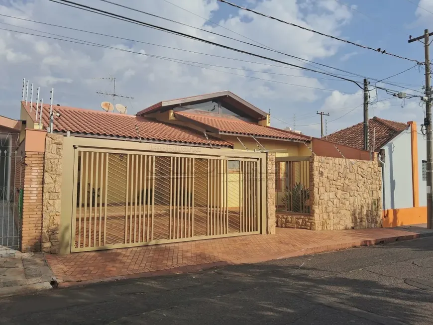 Foto 1 de Casa com 3 Quartos à venda, 283m² em Centro, Araraquara